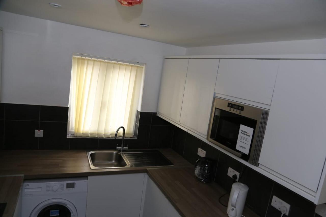 A A Guest Rooms Thamesmead Erith Екстер'єр фото